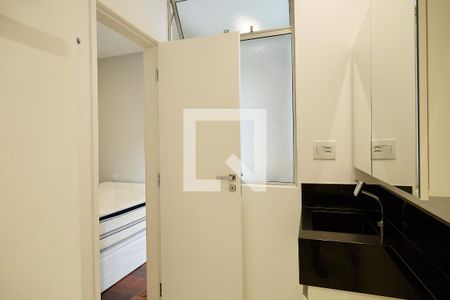 Banheiro Quarto 1  de apartamento para alugar com 3 quartos, 100m² em Lourdes, Belo Horizonte