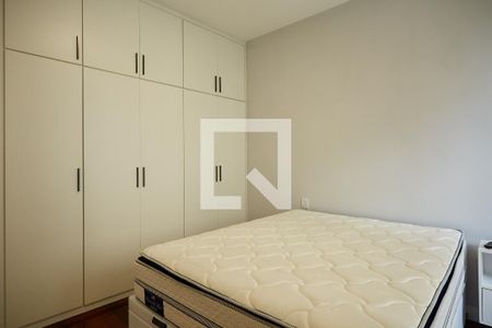 Quarto 1 de apartamento para alugar com 3 quartos, 100m² em Lourdes, Belo Horizonte