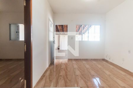 Sala de casa para alugar com 3 quartos, 170m² em Parque Olimpico, Mogi das Cruzes