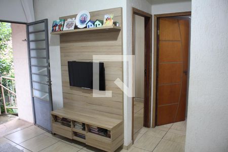 Sala de casa à venda com 2 quartos, 60m² em Darcy Vargas, Belo Horizonte