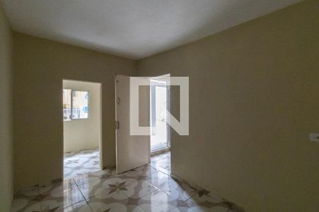 Quarto 1 de casa para alugar com 2 quartos, 30m² em Burgo Paulista, São Paulo