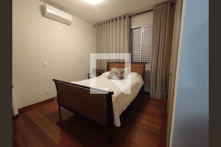 Apartamento à venda com 3 quartos, 120m² em Sagrada Família, Belo Horizonte