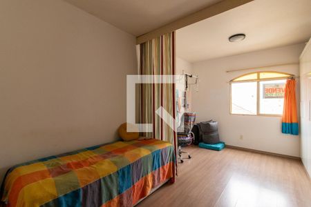 Sala/Quarto de apartamento à venda com 1 quarto, 38m² em Bosque, Campinas