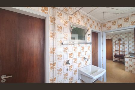 Apartamento à venda com 101m², 3 quartos e 2 vagas Apartamento à venda com 101m², 3 quartos e 2 vagasÁrea de Serviço