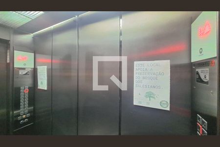 Apartamento à venda com 101m², 3 quartos e 2 vagas Apartamento à venda com 101m², 3 quartos e 2 vagasElevador