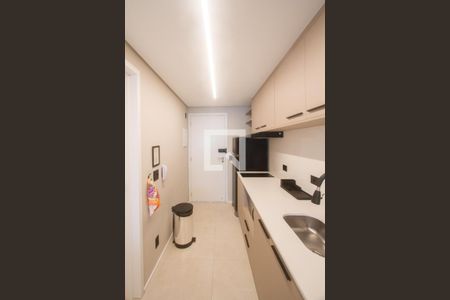 Cozinha de apartamento para alugar com 1 quarto, 33m² em Vila Cordeiro, São Paulo