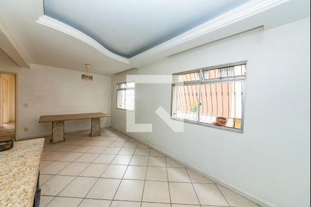 Sala de apartamento à venda com 3 quartos, 100m² em Padre Eustáquio, Belo Horizonte