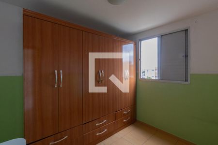 Quarto 2 de apartamento para alugar com 2 quartos, 54m² em Vila Silvia, São Paulo