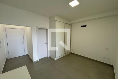 Sala - Dormitório de kitnet/studio para alugar com 1 quarto, 28m² em Ribeirânia, Ribeirão Preto