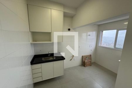 Cozinha - Lavanderia de kitnet/studio para alugar com 1 quarto, 28m² em Ribeirânia, Ribeirão Preto