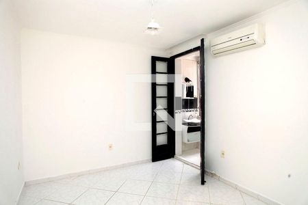 Quarto 1 Suíte de apartamento para alugar com 2 quartos, 57m² em Centro Histórico, Porto Alegre