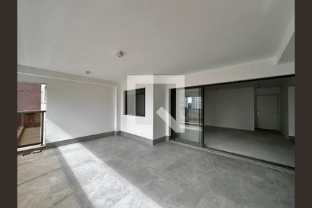 Varanda  de apartamento à venda com 3 quartos, 137m² em Jardim das Acacias, São Paulo