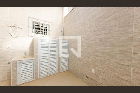 Varanda da Sala de TV de casa à venda com 2 quartos, 250m² em Bonfim, Campinas