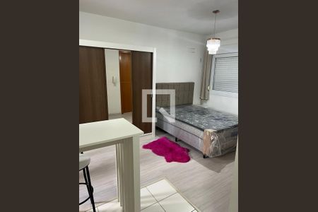 Quarto de kitnet/studio à venda com 1 quarto, 34m² em Centro, São Leopoldo