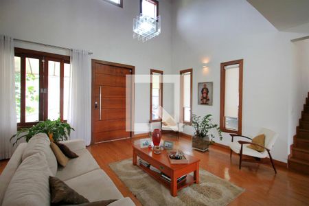 Sala de casa à venda com 5 quartos, 400m² em Estoril, Belo Horizonte