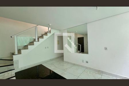 sala  de apartamento à venda com 3 quartos, 113m² em Sagrada Família, Belo Horizonte