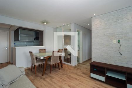 Sala de apartamento para alugar com 3 quartos, 70m² em Jardim Henriqueta, Taboão da Serra