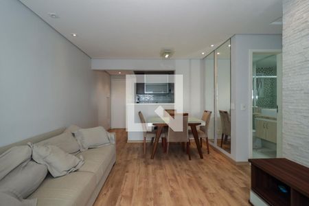 Sala de apartamento para alugar com 3 quartos, 70m² em Jardim Henriqueta, Taboão da Serra