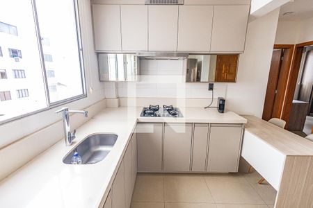 Cozinha de apartamento para alugar com 2 quartos, 50m² em Castelo, Belo Horizonte