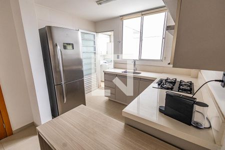 Cozinha de apartamento para alugar com 2 quartos, 50m² em Castelo, Belo Horizonte