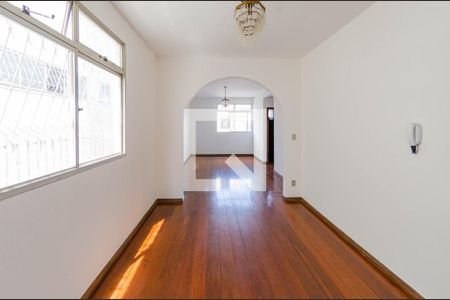 Sala de apartamento para alugar com 4 quartos, 140m² em Prado, Belo Horizonte