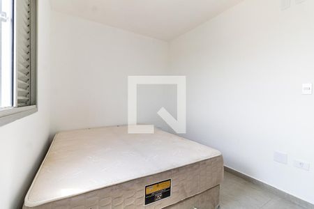 Quarto 2 de apartamento para alugar com 2 quartos, 49m² em Parque Fongaro, São Paulo