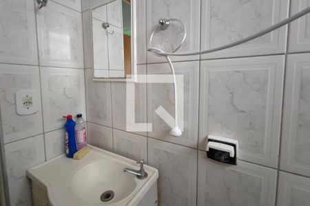 Casa à venda com 160m², 2 quartos e 2 vagas Casa à venda com 160m², 2 quartos e 2 vagasBanheiro