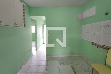 Casa à venda com 160m², 2 quartos e 2 vagas Casa à venda com 160m², 2 quartos e 2 vagasCozinha