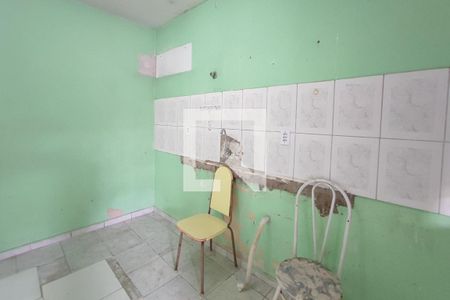 Casa à venda com 160m², 2 quartos e 2 vagas Casa à venda com 160m², 2 quartos e 2 vagasCozinha