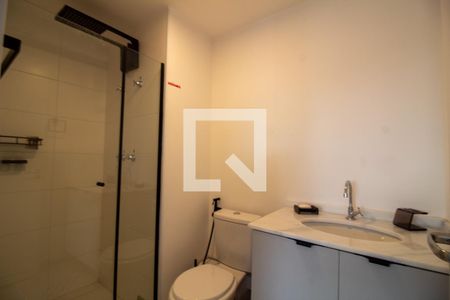 Banheiro de kitnet/studio para alugar com 1 quarto, 34m² em Santo Amaro, São Paulo