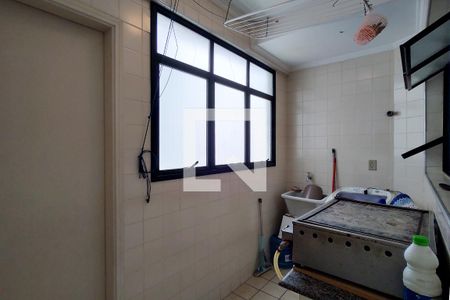 Apartamento para alugar com 140m², 3 quartos e 2 vagas Apartamento para alugar com 140m², 3 quartos e 2 vagasÁrea de Serviço