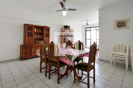 Sala de apartamento para alugar com 3 quartos, 140m² em Vila Assuncao, Praia Grande