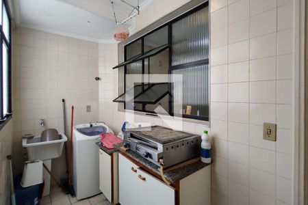 Apartamento para alugar com 140m², 3 quartos e 2 vagas Apartamento para alugar com 140m², 3 quartos e 2 vagasÁrea de Serviço