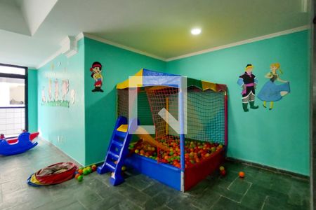 Apartamento para alugar com 140m², 3 quartos e 2 vagas Apartamento para alugar com 140m², 3 quartos e 2 vagasSalão de jogos