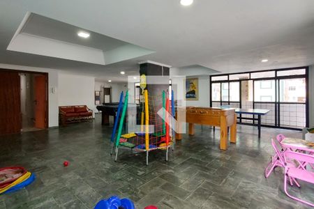 Apartamento para alugar com 140m², 3 quartos e 2 vagas Apartamento para alugar com 140m², 3 quartos e 2 vagasSalão de jogos