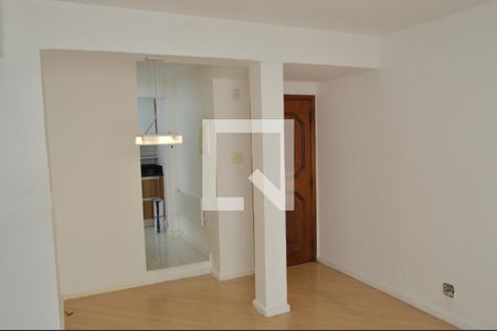 Sala de apartamento para alugar com 2 quartos, 70m² em Jacarepaguá, Rio de Janeiro