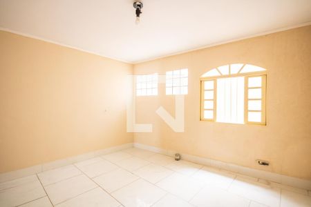 Quarto 1 de casa para alugar com 2 quartos, 60m² em Bussocaba, Osasco