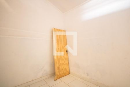 Quarto 2 de casa para alugar com 2 quartos, 60m² em Bussocaba, Osasco