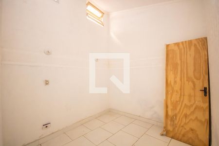 Quarto 2 de casa para alugar com 2 quartos, 60m² em Bussocaba, Osasco