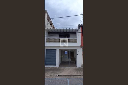 Fachada de casa para alugar com 3 quartos, 100m² em Jardim Vista Alegre, Embu das Artes