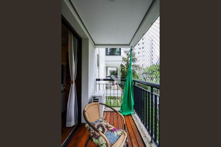 Varanda da Sala de apartamento para alugar com 4 quartos, 110m² em Vila Suzana, São Paulo