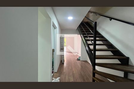 Entrada  de apartamento para alugar com 3 quartos, 103m² em Pinheiros, São Paulo