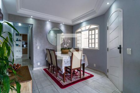 Sala de casa à venda com 3 quartos, 125m² em Jardim Monte Kemel, São Paulo