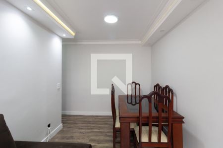 Sala de apartamento para alugar com 2 quartos, 70m² em Vila Carmosina, São Paulo