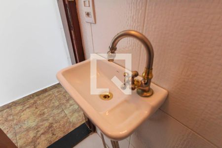 Lavabo de casa para alugar com 2 quartos, 90m² em Vila Santa Clara, São Paulo