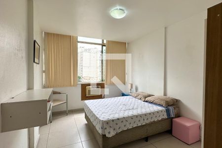 Quarto 01 de apartamento à venda com 2 quartos, 47m² em Copacabana, Rio de Janeiro