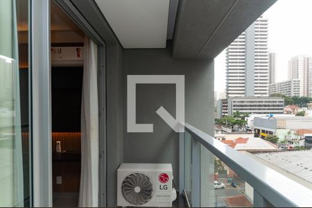 Varanda de kitnet/studio para alugar com 1 quarto, 25m² em Pompeia, São Paulo