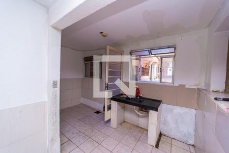 Sala/Cozinha de casa para alugar com 2 quartos, 65m² em Jardim Ponte Rasa, São Paulo