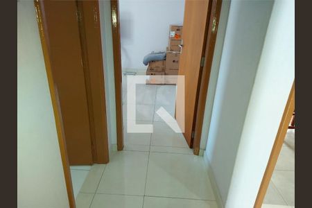 Casa à venda com 2 quartos, 104m² em Utinga, Santo André