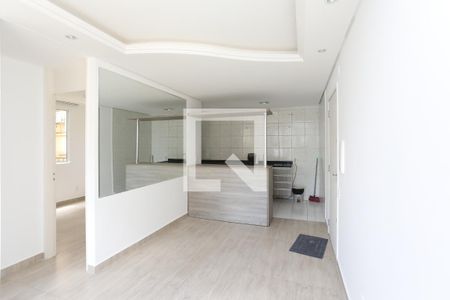 Sala de apartamento para alugar com 2 quartos, 44m² em Mário Quintana, Porto Alegre